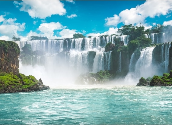 As impressionantes cataratas de Iguaçu