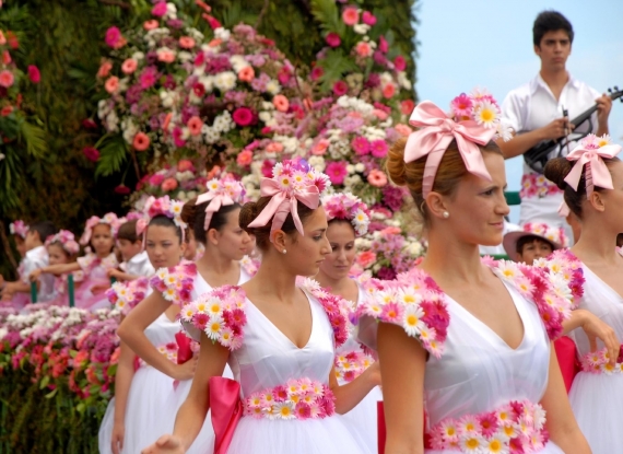 Assista à Festa das Flores, que este ano se realizará excecionalmente em Setembro.