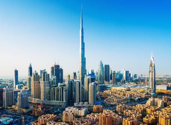 O maior arranha-céus do mundo, o Burj Khalifa no Dubai